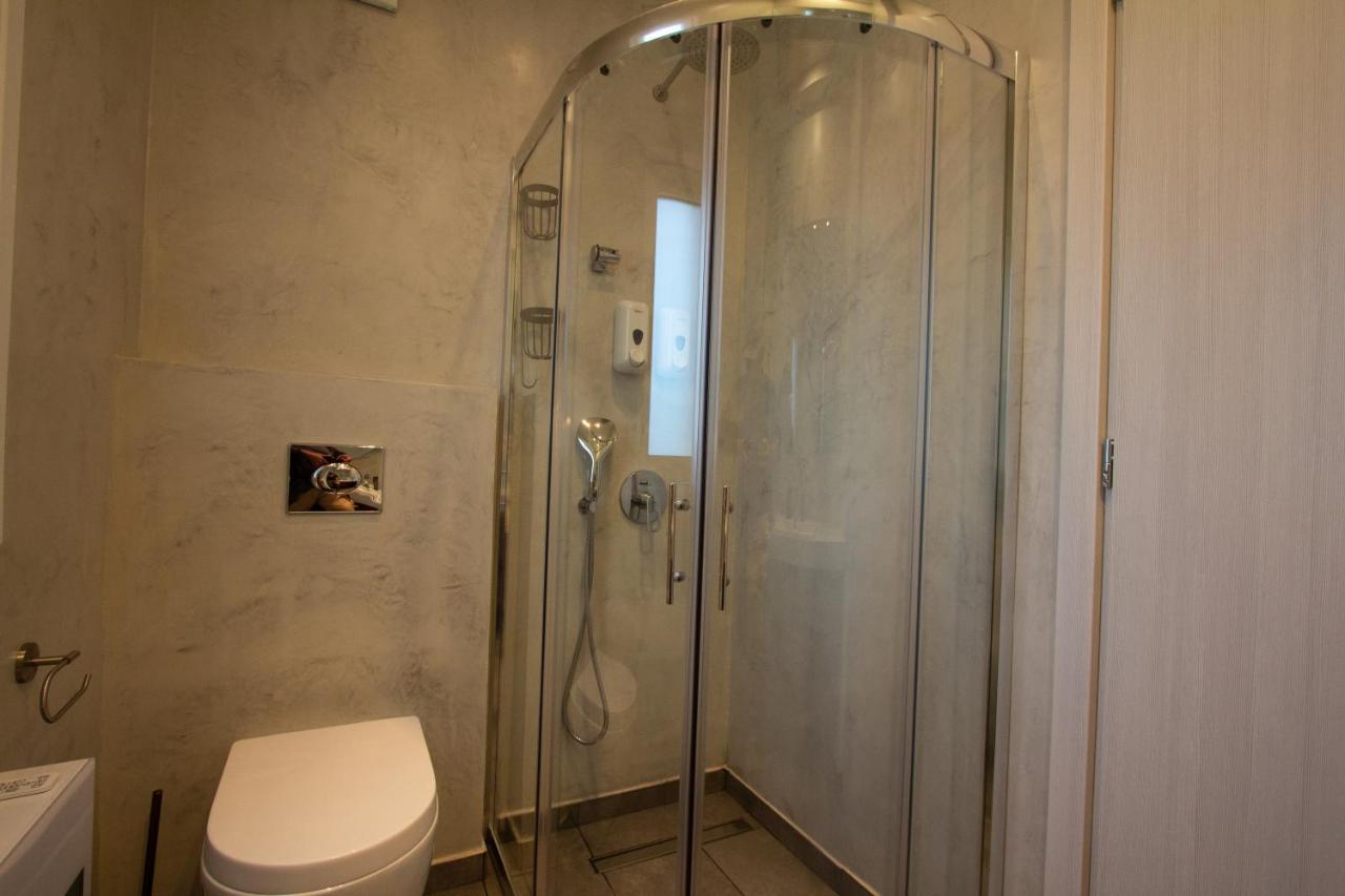Lida Garden Loft Villa Anáviszosz Kültér fotó